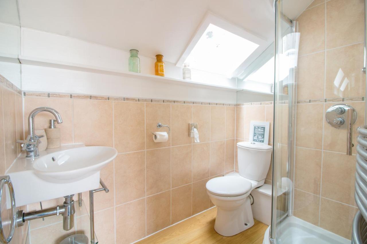 Cormorant- Sea View, Couples Retreat Villa Бриксам Екстериор снимка